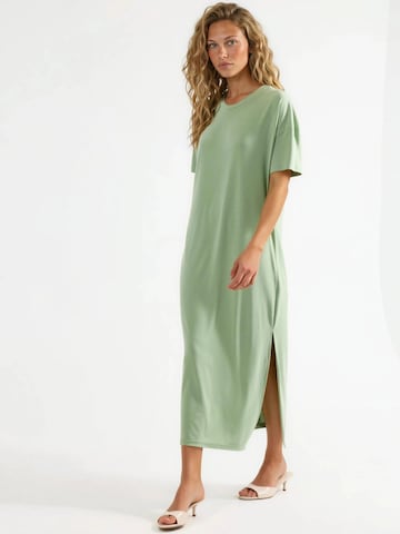 Busem Dress in Green