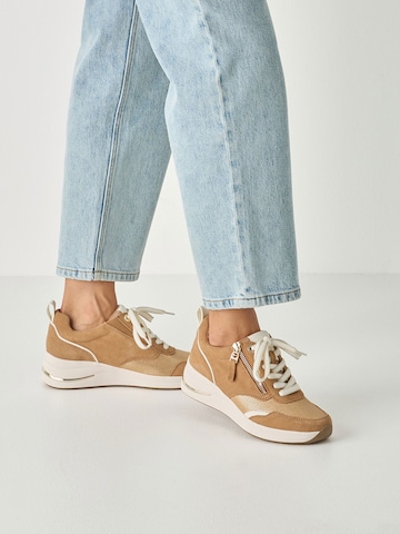 Baskets basses Tamaris en beige