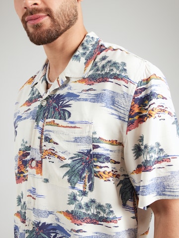 GAP Regular fit Риза в бяло