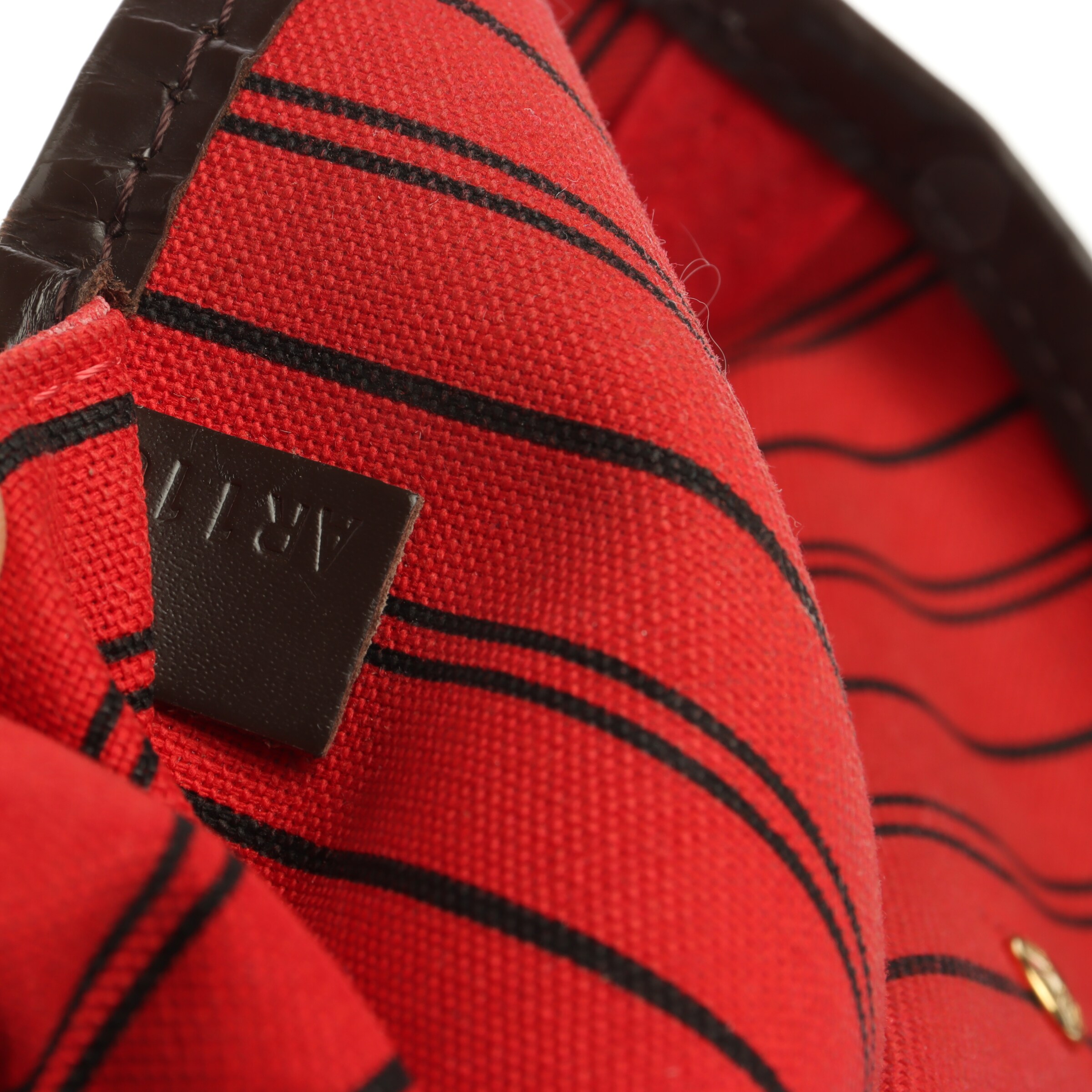 Louis Vuitton Bag in One size in Brown