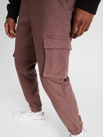 Only & Sons Tapered Cargo trousers 'Cam Stage' in Brown