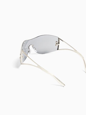 Bershka Sonnenbrille in Silber