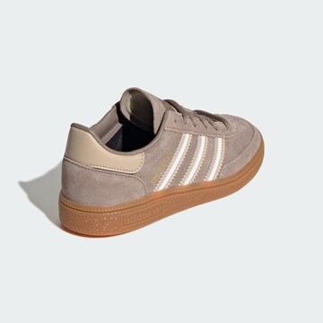 ADIDAS ORIGINALS Tenisky 'Handball Spezial' – hnědá