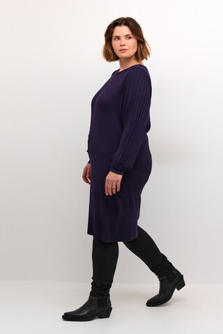 KAFFE CURVE Jurk 'Loni' in Blauw