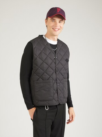 REPLAY - Chaleco en negro: frente