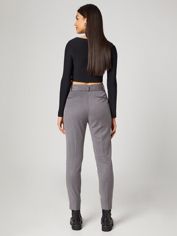 Guido Maria Kretschmer Women Tapered Trousers with creases 'Tilda' in Grey