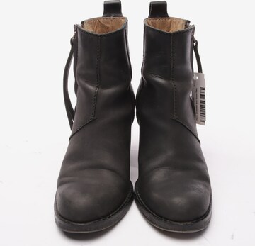 Acne Dress Boots in 38 in Black