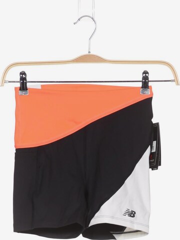 new balance Shorts S in Schwarz: predná strana