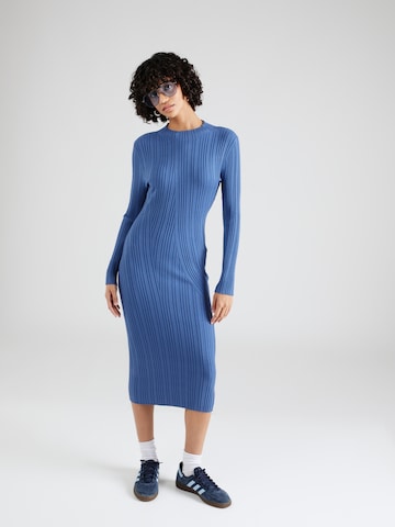 s.Oliver Knitted dress in Blue: front