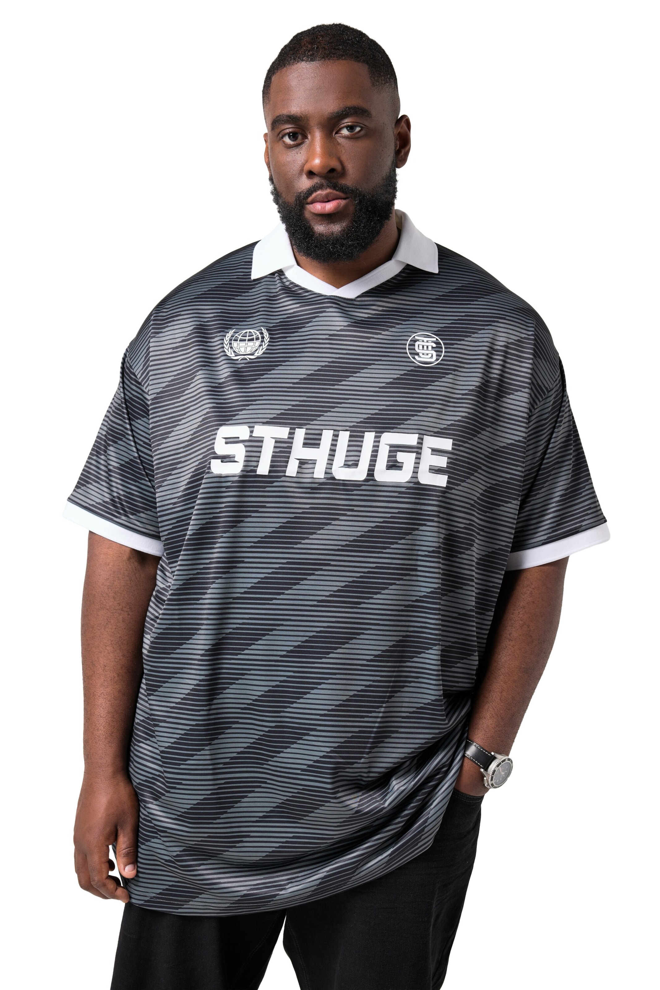 STHUGE Shirt in Black: front