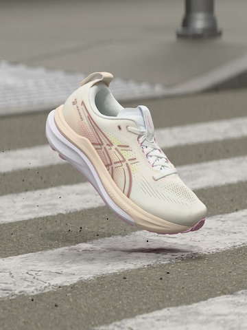 ASICS Běžecká obuv 'GEL-KAYANO 33' – bílá