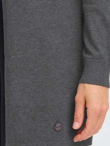Oxmo Gebreid vest ' OXAIDA LONG ' in Grijs