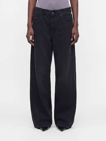 REPLAY Barrel Jeans 'NARJA' in Black: front