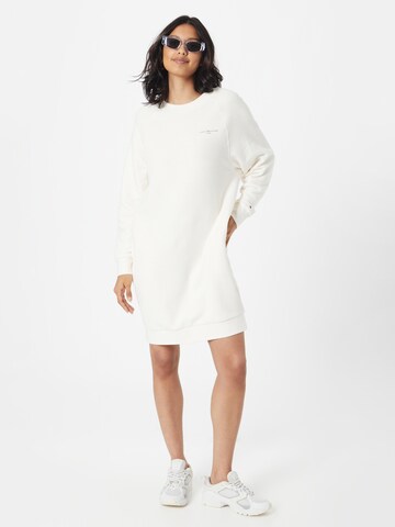 Robe TOMMY HILFIGER en blanc