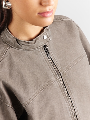 WEEKDAY Átmeneti dzseki 'Eiko' - szürke