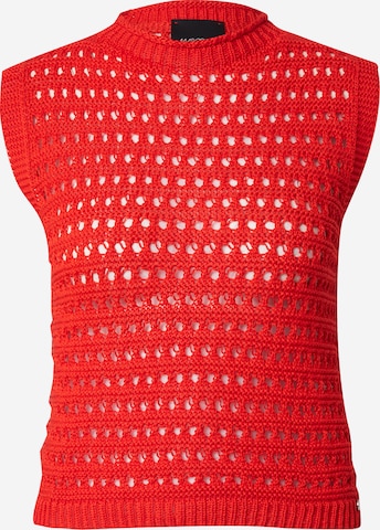 Marc CainTop s naramenicama - crvena boja: prednji dio