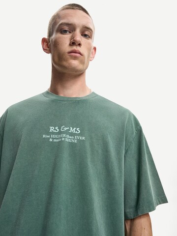 T-Shirt Bershka en vert