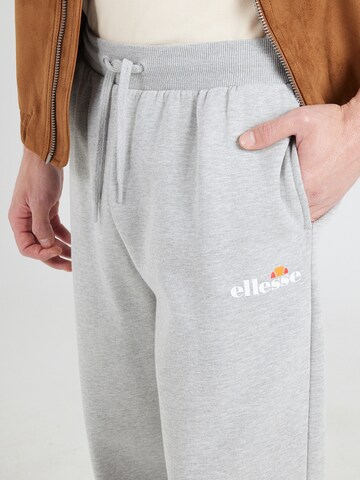 ELLESSE Loosefit Byxa 'Arzoni' i grå