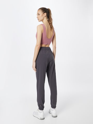 Athlecia Tapered Sportbroek 'Austberg' in Grijs