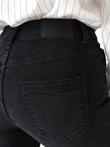 esra Regular Jeans in Grau