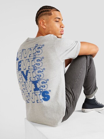 LEVI'S ® T-shirt i grå