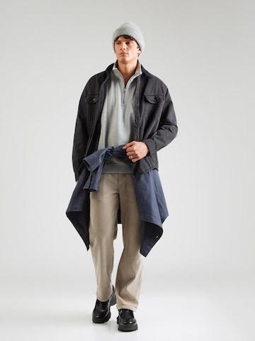 WEEKDAY Μπλούζα φούτερ σε γκρι