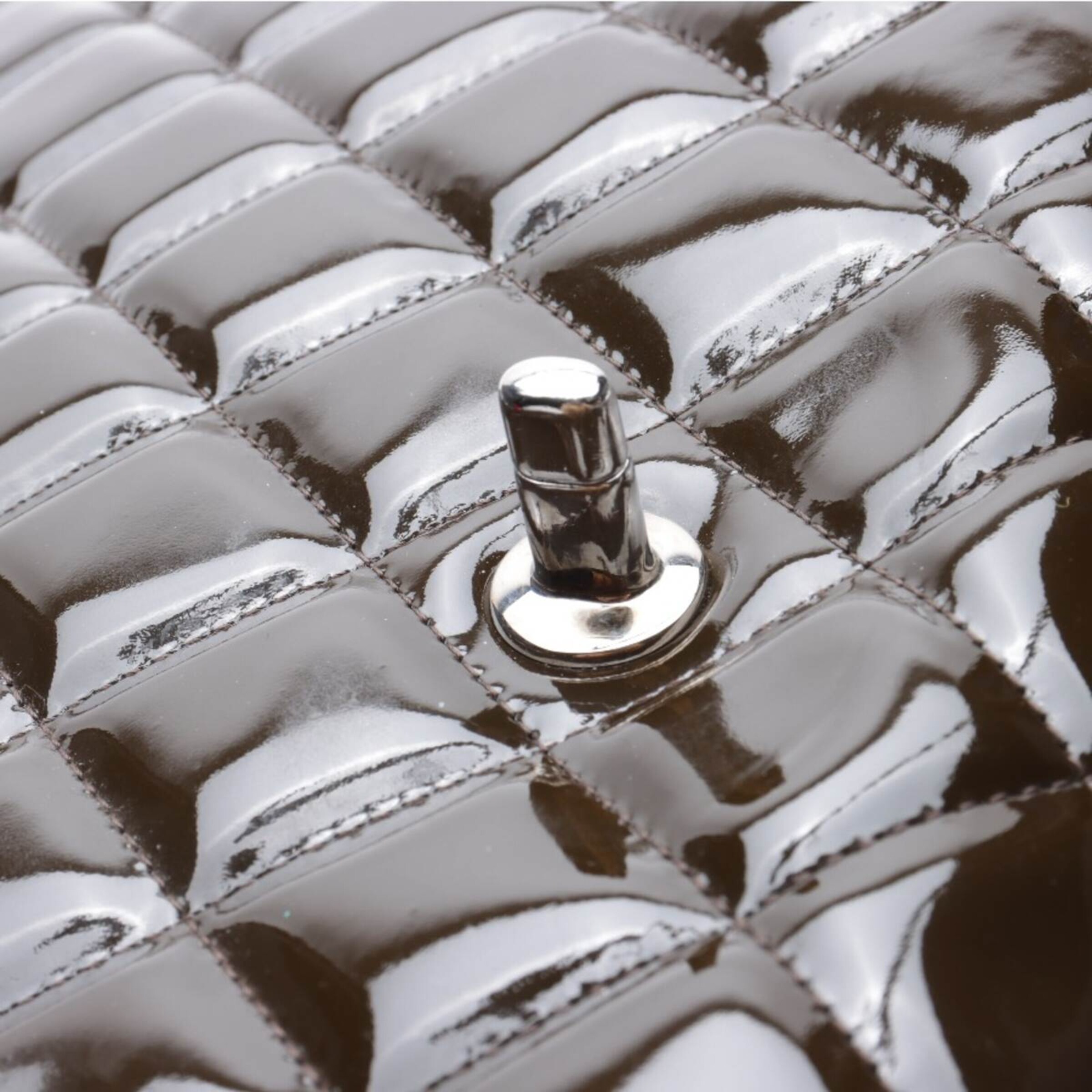 CHANEL Bag in One size in Brown