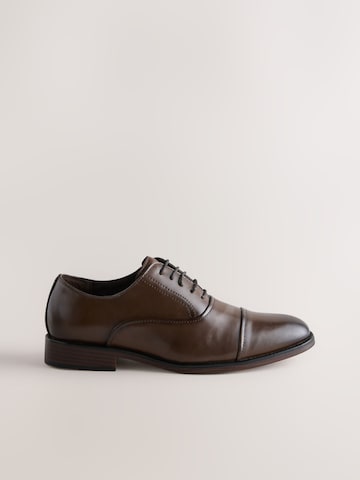 Next - Zapatos con cordón en marrón