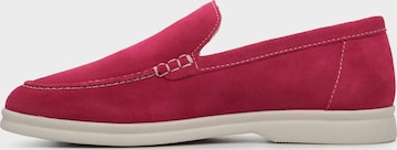 Estro Moccasins in Pink: front