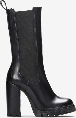 Kazar Boots in Black