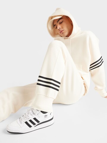 ADIDAS ORIGINALS Tapered Broek 'Neuclassics' in Wit