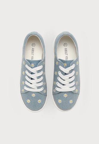 ABOUT YOU - Zapatillas deportivas 'Martha' en azul