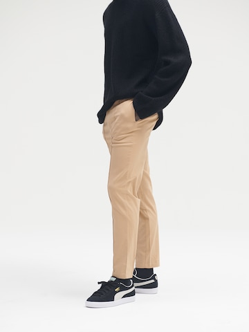 Sinned x ABOUT YOU - Slimfit Pantalón chino 'Phil' en beige