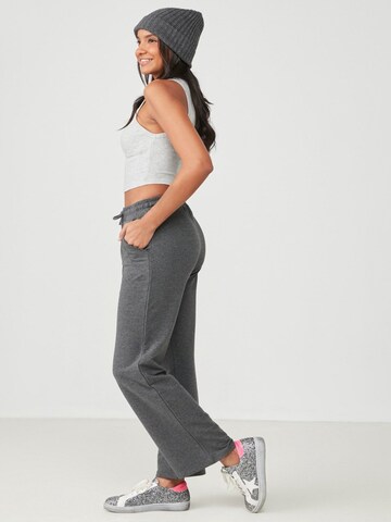 C&City Flared Pants in Grey