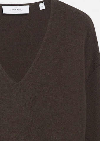 COMMA Knit dress in Brown: front