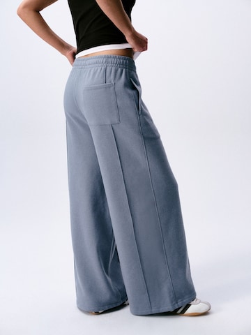 Wide leg Pantaloni sportivi di self. in blu