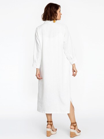 Yoek Shirt Dress in White