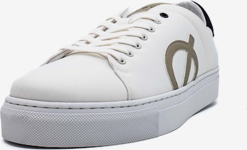 LOCI Sneakers 'Neun' in White: front