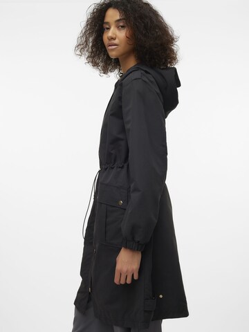 Veste mi-saison VERO MODA en noir