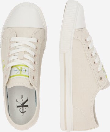 Calvin Klein Jeans Sneakers low 'CAP PRIDE' i hvit