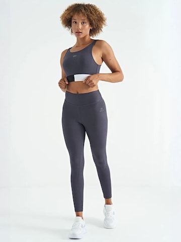 Haut de sport Tommy Life en gris