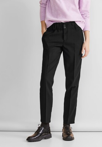 STREET ONE Slim fit Pleated Pants in Black: front