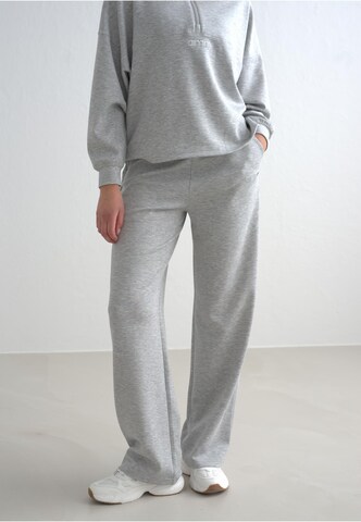 Regular Pantalon Aim'n en gris