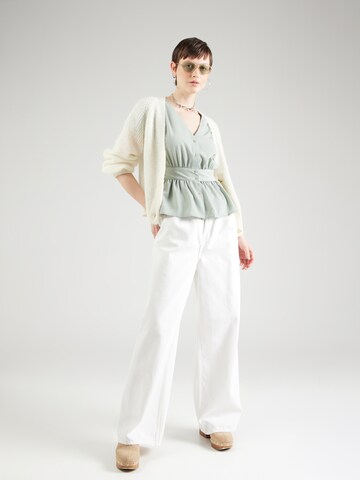 VILA - Blusa 'MATHILDE' en verde