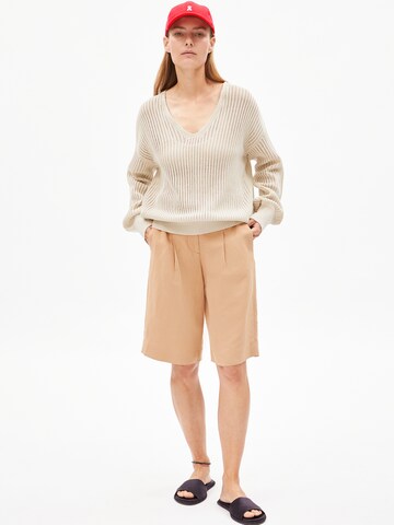 ARMEDANGELS Trui 'Rabeaa Crochet Lino' in Wit: voorkant