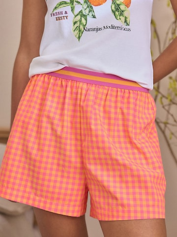 Next Shorty in Orange