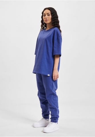Maglietta 'Essential' di DEF in blu
