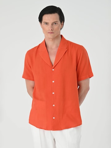Antioch - Ajuste regular Camisa en naranja