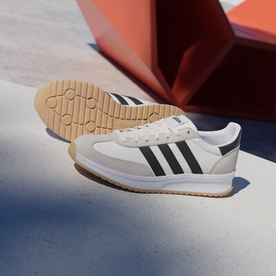fekete / fehér / természetes fehér ADIDAS PERFORMANCE Rövid szárú sportcipők 'Run 70S' - 39/Regular, Termék nézet