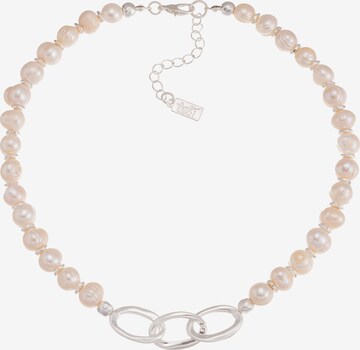 Leslii Necklace in White: front